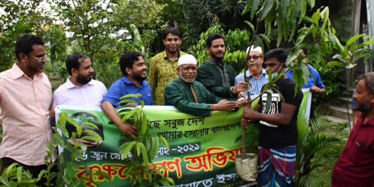 প্রকৃতির ভারসাম্য রক্ষায় ঢাকাকে সবুজের নগরীতে পরিণত করতে হবে- নূরুল ইসলাম বুলবুল