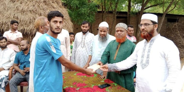 চাঁপাইনবাবগঞ্জের মানুষের দুঃখ ও কষ্টের ভাগিদার হিসেবে সবসময় জামায়াত পাশে রয়েছে