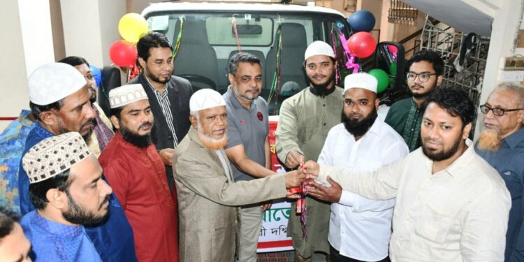 ঢাকা মহানগরী দক্ষিণ জামায়াতের স্বাস্থ্যসেবা বিভাগে আরও ১টি এ্যাম্বুলেন্সের উদ্বোধন