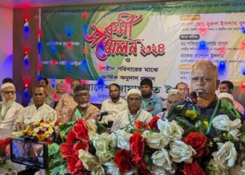 রাজধানীর নিউমার্কেটে গণ-অভ্যুত্থানে শহীদ পরিবারে জামায়াতের আর্থিক অনুদান প্রদান