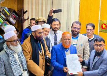 চাঁপাইনবাবগঞ্জ-৩ আসনে মনোনয়নপত্র জমা দিলেন জামায়াতে ইসলামীর প্রার্থী নূরুল ইসলাম বুলবুল