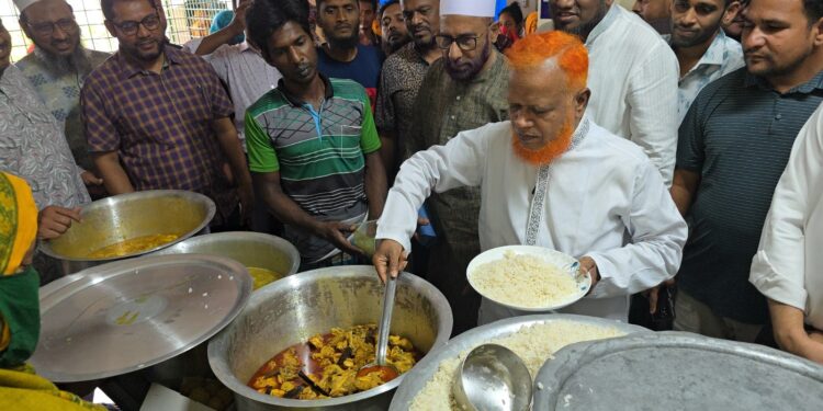 সংসদ সদস্য নূরুল ইসলাম বুলবুলের প্রচেষ্টায় ২৫০ শয্যার চাঁপাইনবাবগঞ্জ সদর হাসপাতালে সকল রোগীর জন্য খাবার সরবরাহ নিশ্চিত হয়েছে