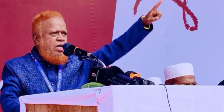 ১১ দলীয় ঐক্যের ঢাকা থেকে চট্রগ্রামের অভিমুখে লংমার্চ শুরু